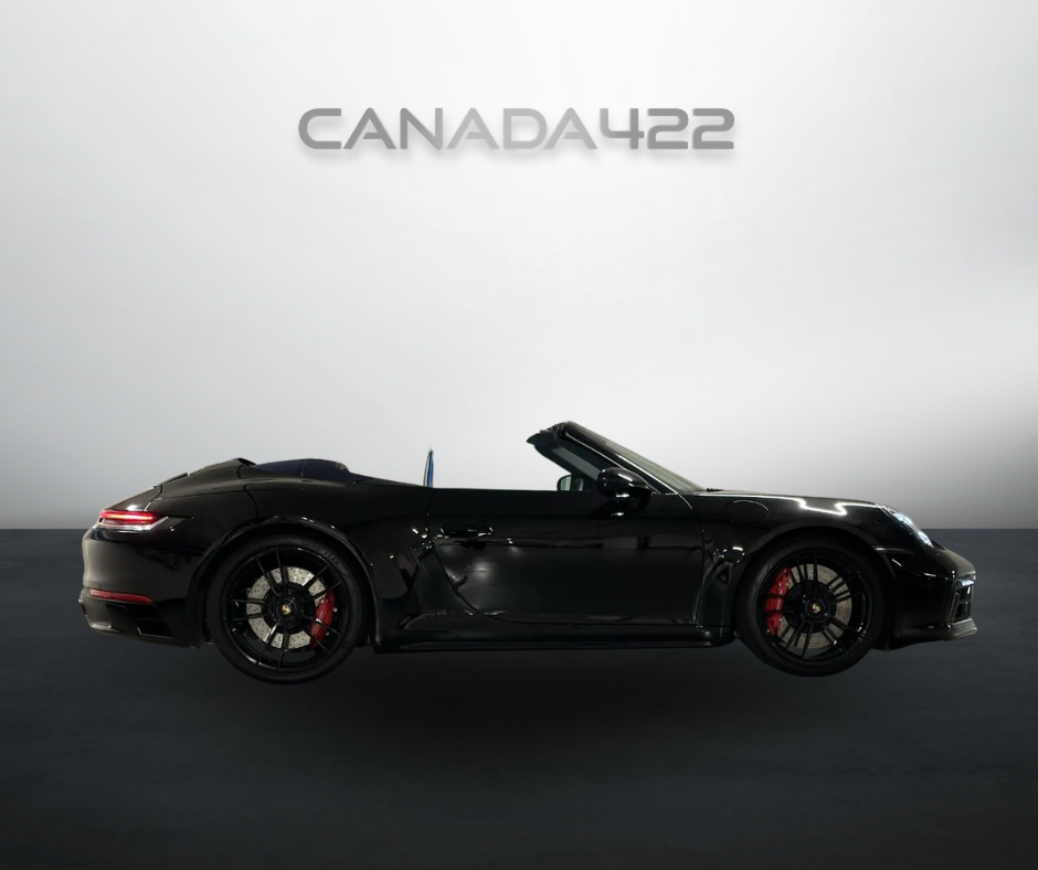 Porsche 911 Carrera 4 GTS photo 3